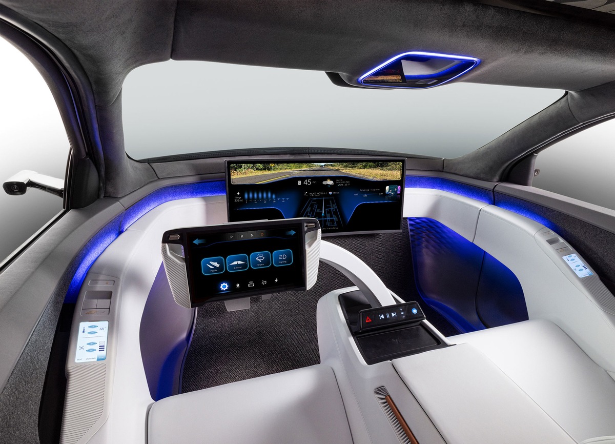 European debut: Yanfeng presents innovative interior concept EVI for electric vehicles