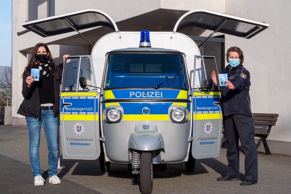 POL-WE: &quot;NERVEN BEHALTEN, FOKUSSIEREN, ABLIEFERN.....ihr schafft das!!!&quot; Allen Abiprüflingen gutes Gelingen