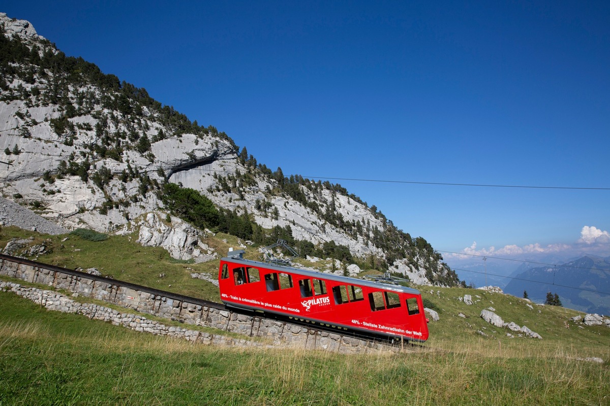 Öffentliche Gant als Vorgeschmack auf die neue Saison am Pilatus