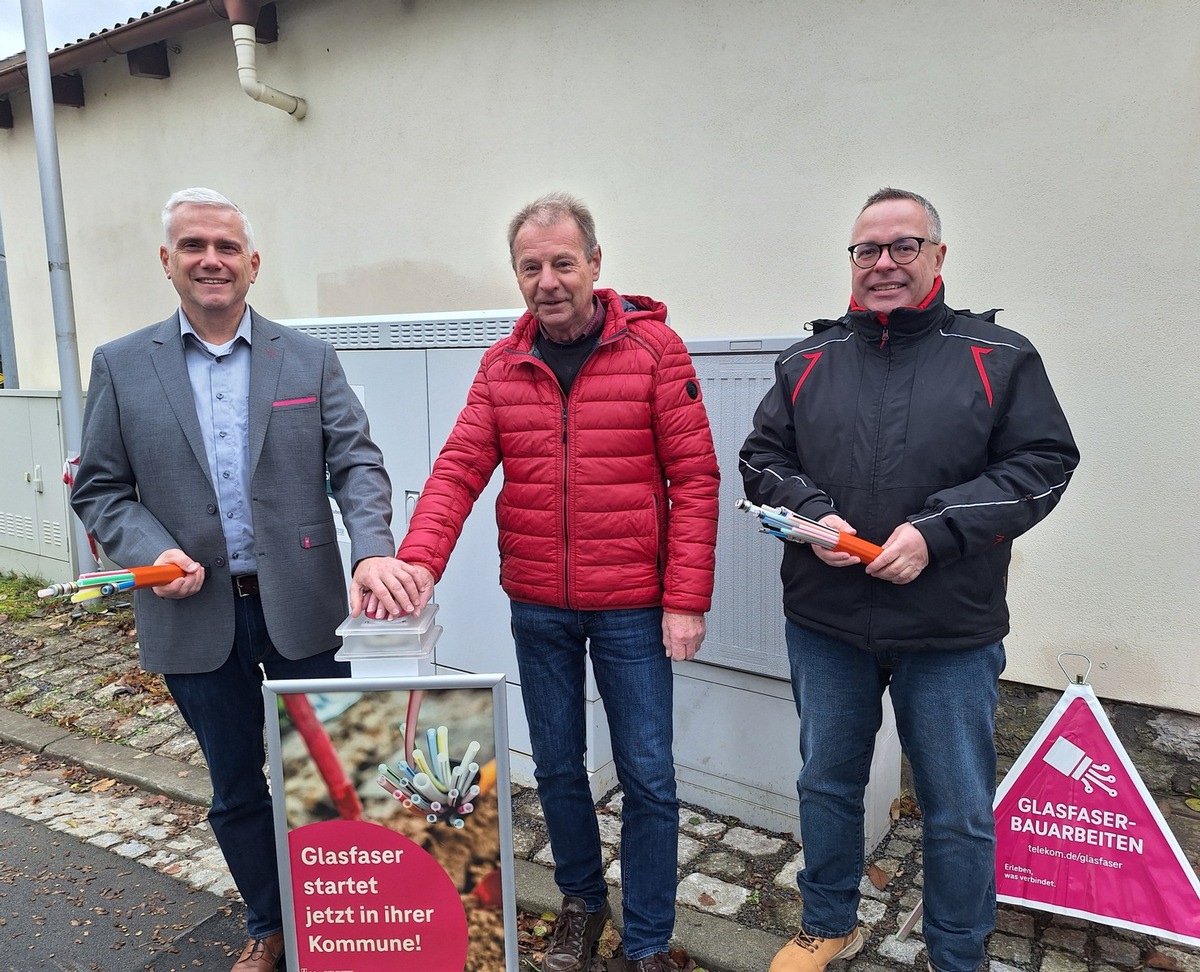 Glasfasernetz steht: Riedenheim auf der Überholspur