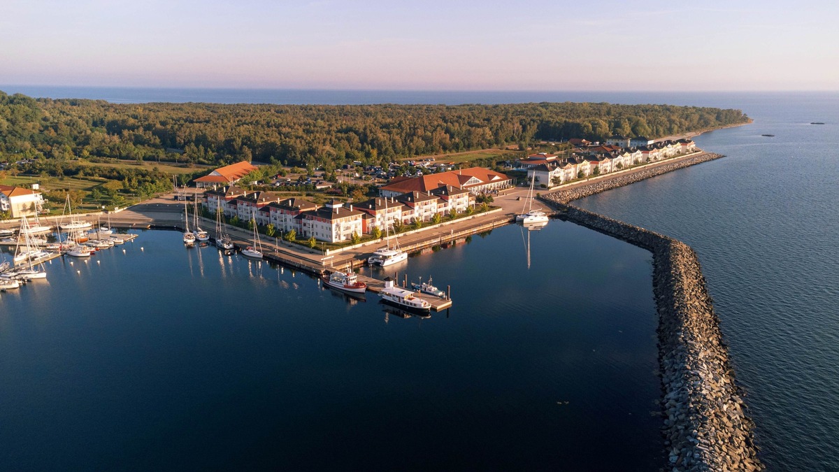 Das Lindner Hotel Boltenhagen und das BEECH Resort Boltenhagen haben ihre Wiedereröffnung mit einem großen Fest gefeiert