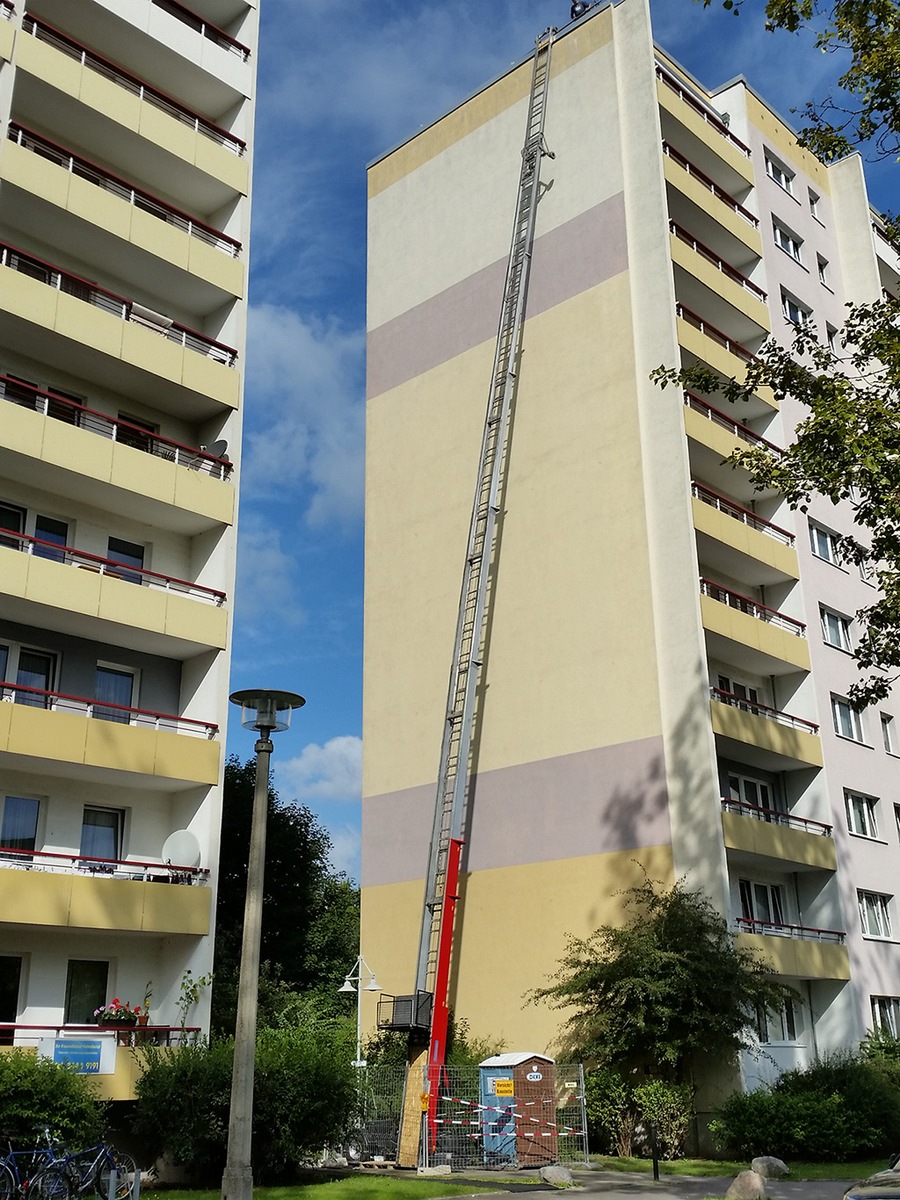 Effizienter Transport von Solarmodulen im Hochbau