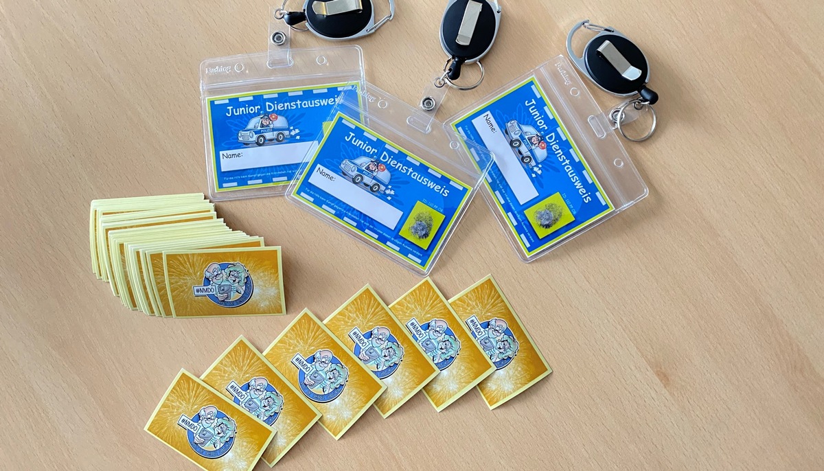 POL-OB: #NMDO - Polizei verteilt goldene Sticker und Junior-Dienstausweise