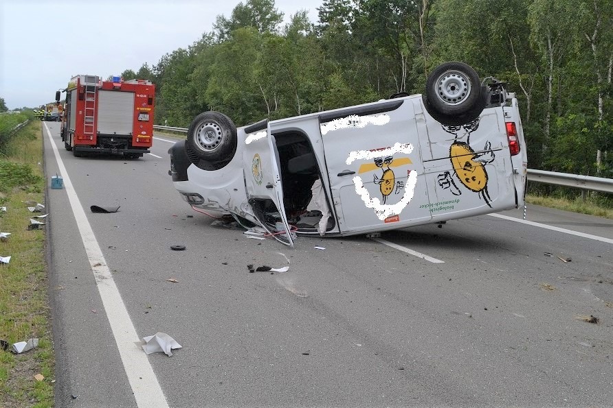 POL-WL: Pressemeldung der PI Harburg vom 09.07 - 11.07.2022 +++ Betrunken zur Tankstelle +++ Unfall mit Trunkenheit - Zeugen gesucht +++ Verkehrsunfall mit zeitweiliger Vollsperrung der A39 +++