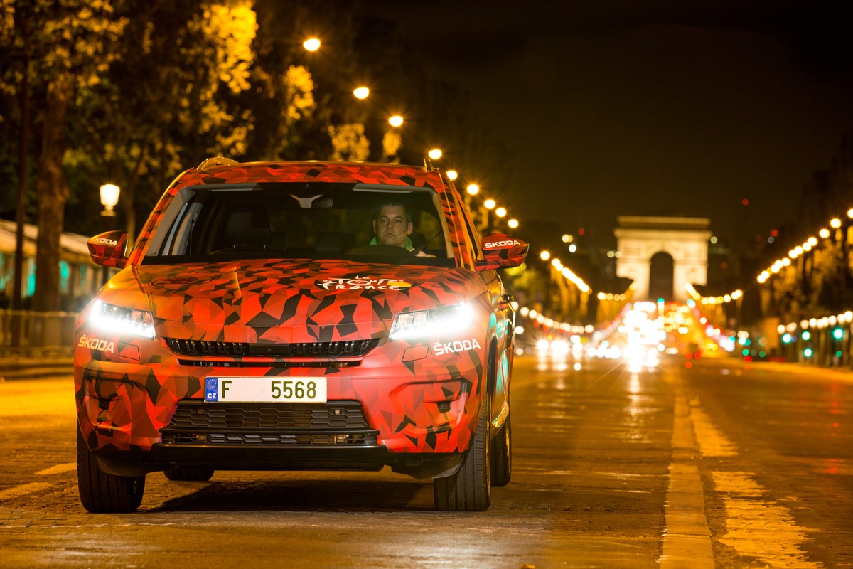 SKODA KODIAQ inspiziert die Schlussetappe der Tour de France (FOTO)