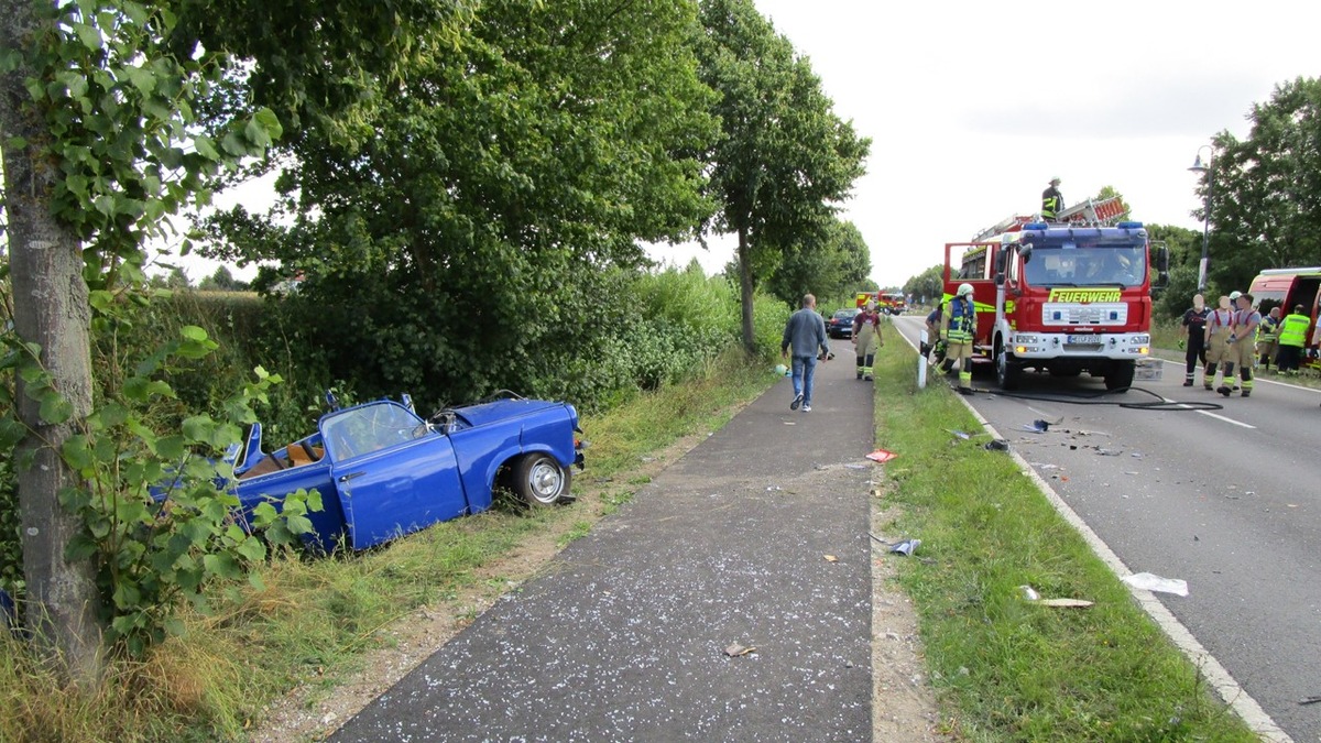 POL-WOB: Schöningen- Schwerverletzte nach Verkehrsunfall mit Trabant