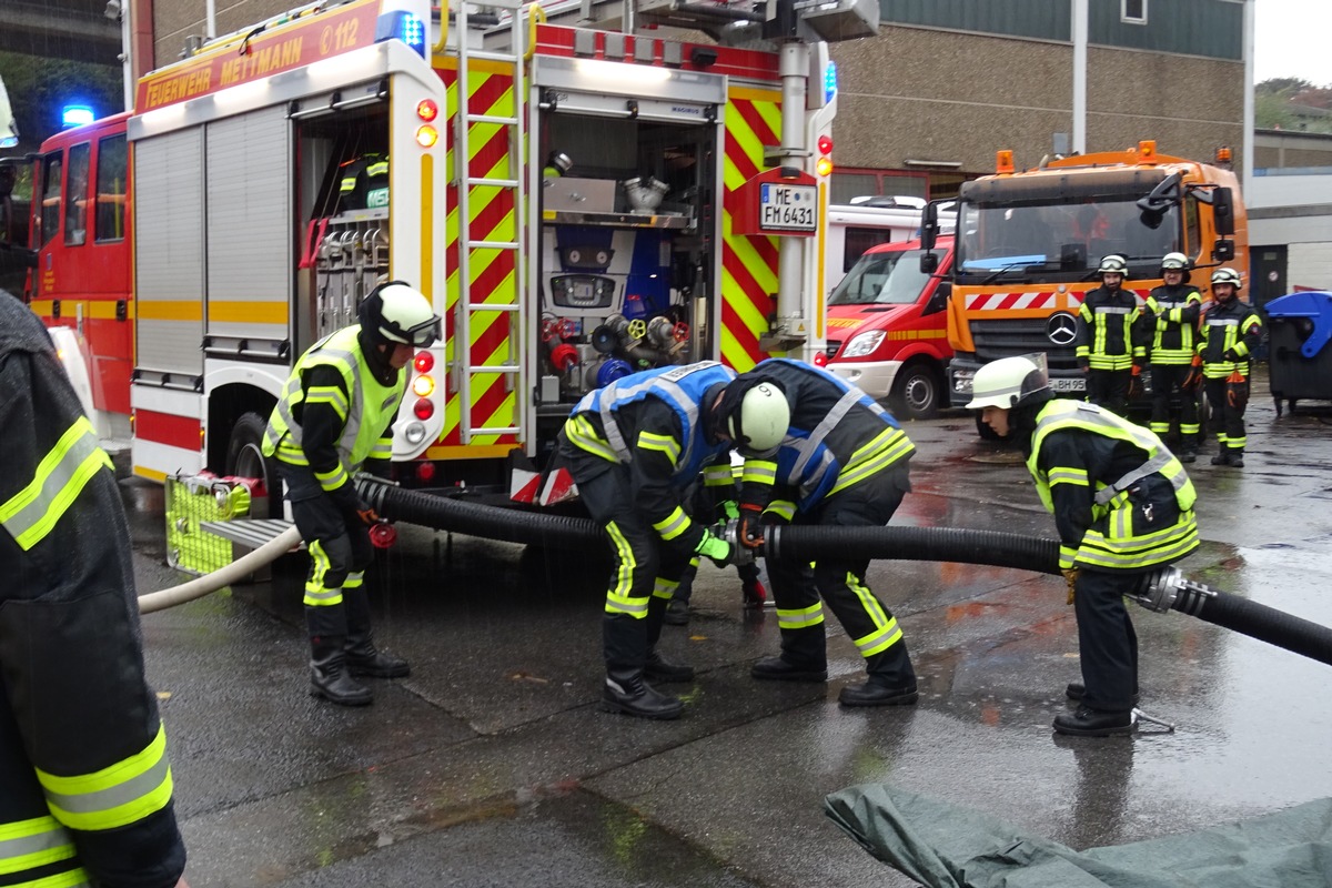 FW Mettmann: Mettmanner Feuerwehr sucht Nachwuchs / Ausbildungsgruppe startet im März