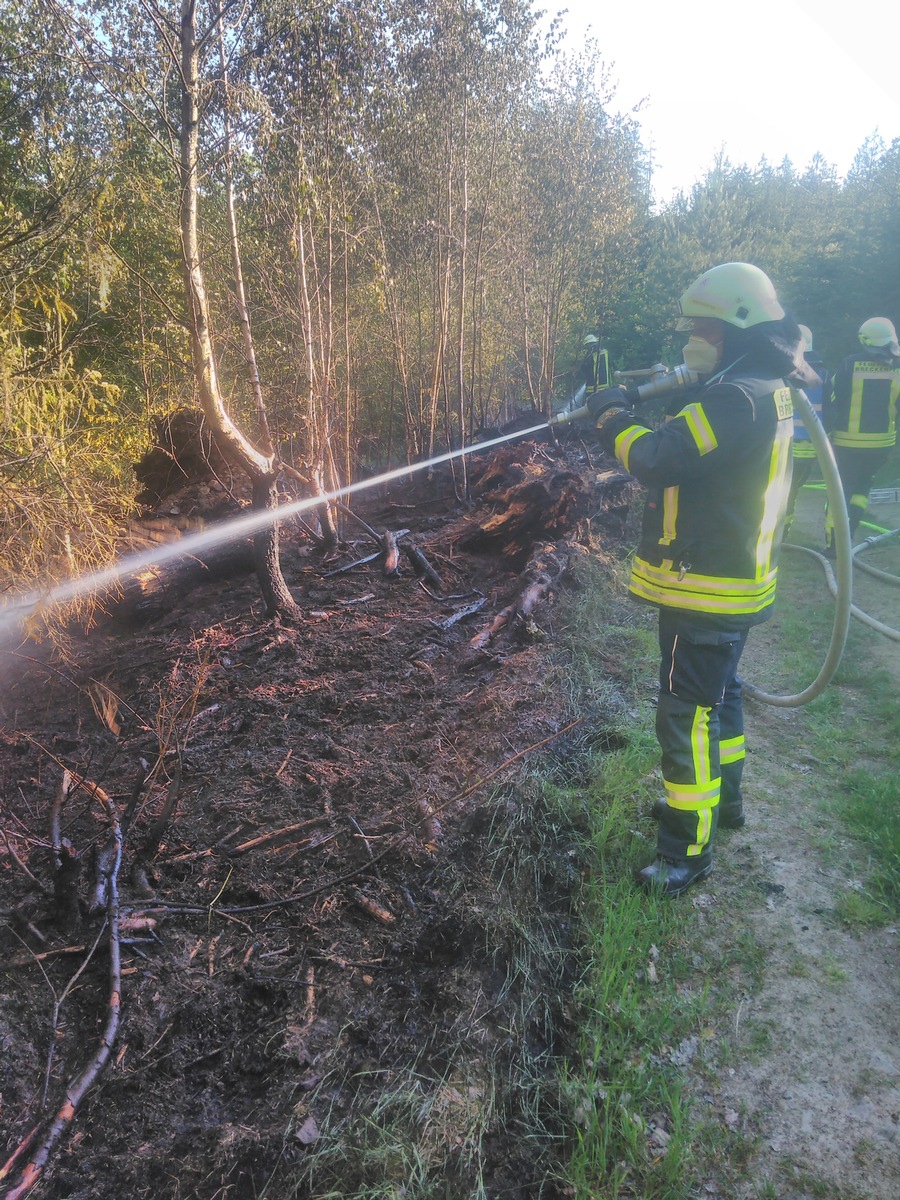 FW-EN: Mehrere Brände in Breckerfeld