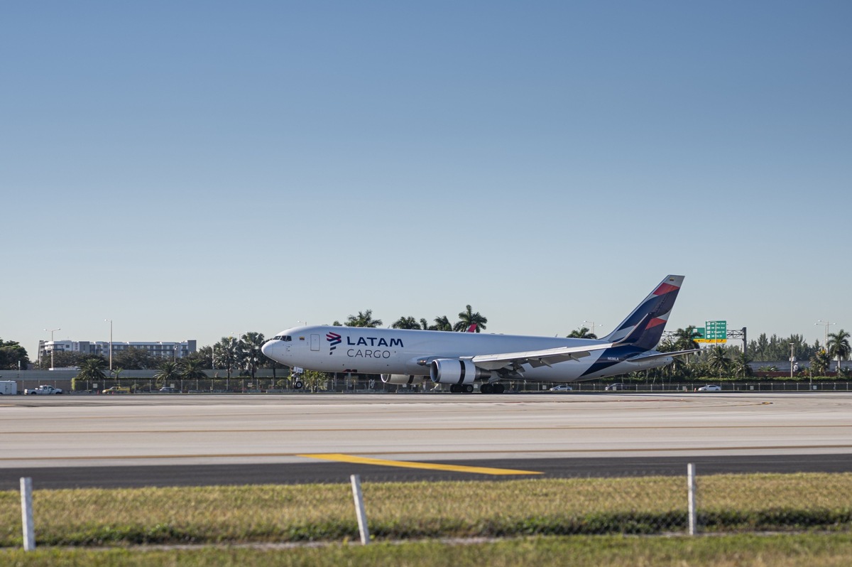 LATAM Cargo Chile als nachhaltigste Frachtfluggesellschaft des Jahres in Nord- und Südamerika ausgezeichnet