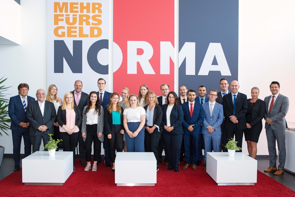 NORMA: Dualis zu Gast bei der Unternehmensleitung / Nachwuchstalente und Top-Management kommen zum Dialog in der Zentrale zusammen (FOTO)