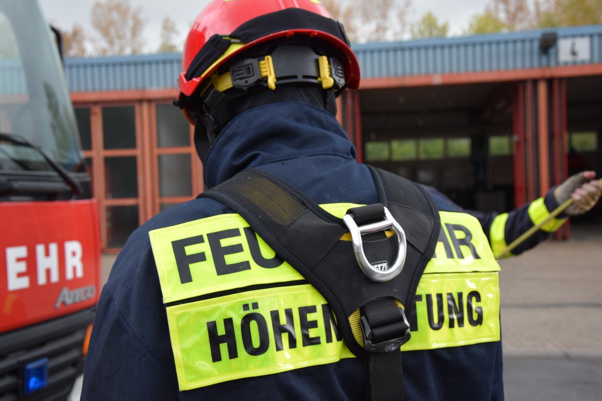 FW-OB: Sturmtief beschäftigt Feuerwehr Oberhausen