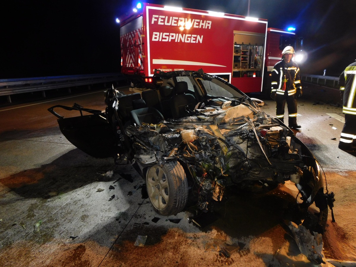 POL-HK: Bispingen: Schwerer Unfall auf der Autobahn bei Bispingen (Foto anbei)