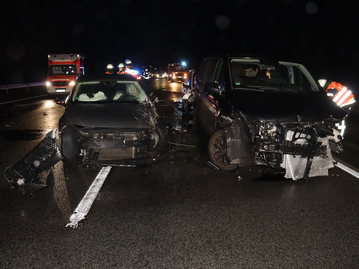 POL-BI: A2 nach Unfall am Morgen zeitweise gesperrt