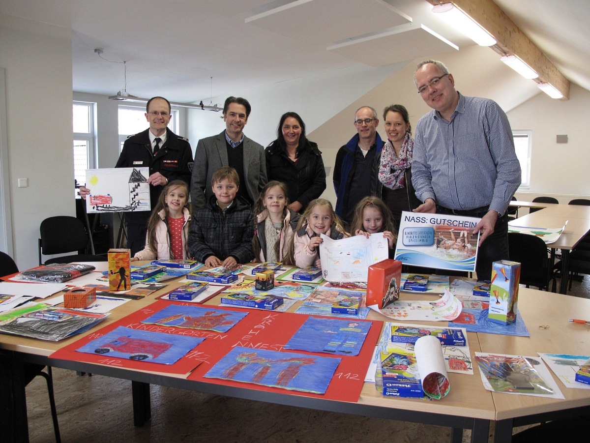 FW-AR: Klasse 4 der Heinrich-Knoche-Grundschule in Herdringen räumt Hauptpreis ab