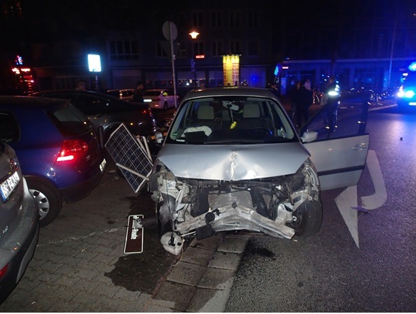 POL-PPMZ: Verkehrsunfall mit hohem Sachschaden