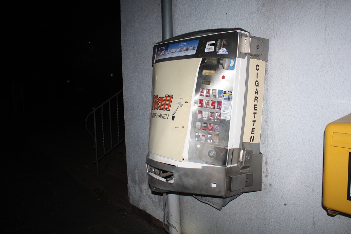 POL-HX: Zigarettenautomat am Bahnhof gesprengt