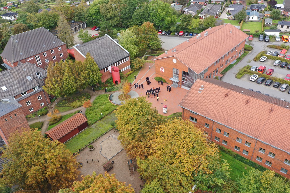 FW-LFVSH: Feuerwehrschule wagt vorsichtigen Neustart des Ausbildungsbetriebes