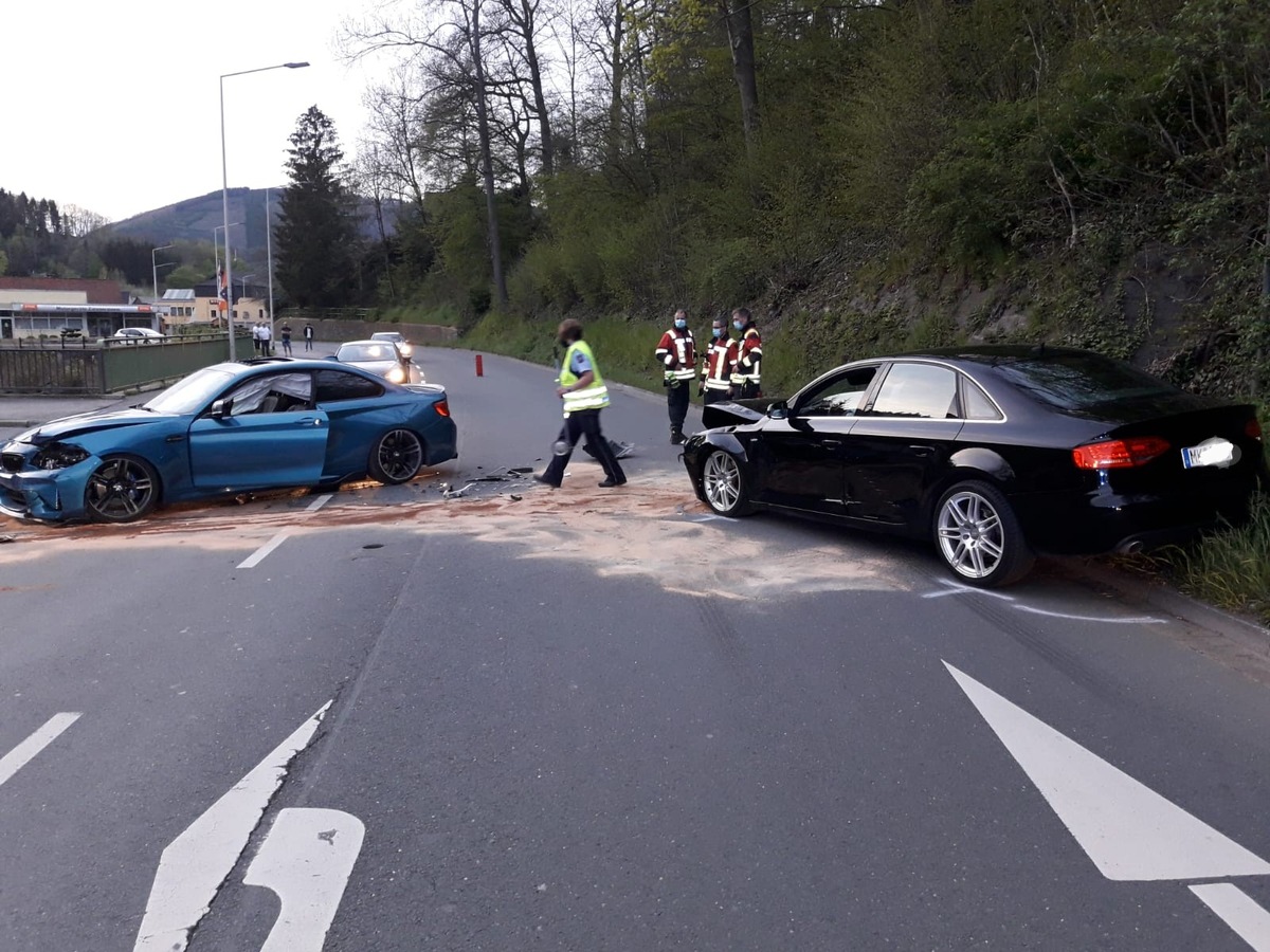 FW-PL: Paralleleinsätze am Mittag. Verkehrsunfall am Abend.