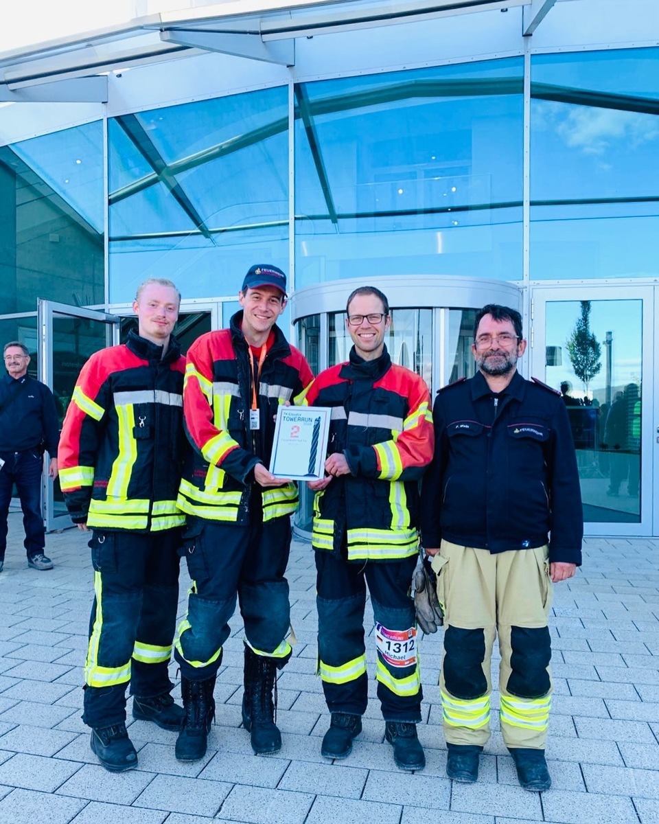 FW Böblingen: Die Feuerwehr Böblingen beim Towerrun in Rottweil