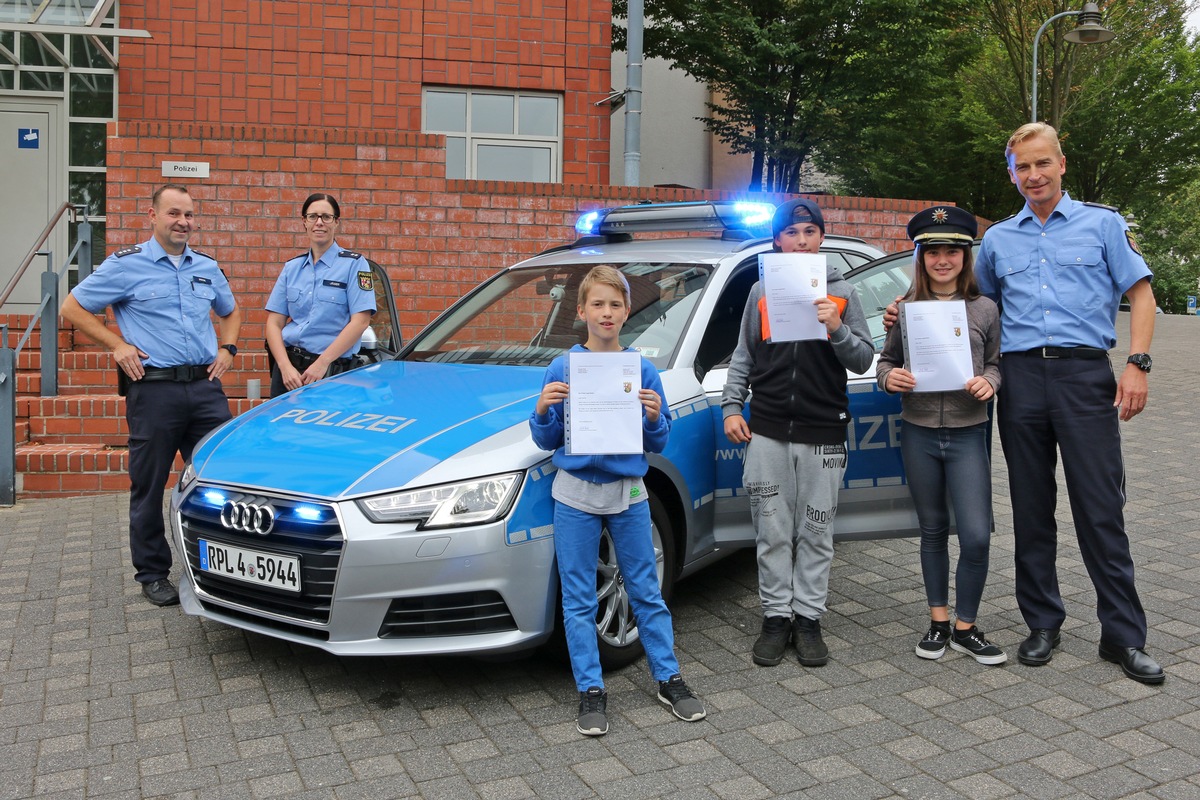 POL-PDMT: Polizei Montabaur sagt Danke -Drei Schüler erhalten Auszeichnung