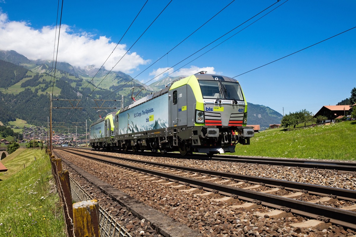 Medienmitteilung: zehn neue Vectron-Loks für BLS Cargo