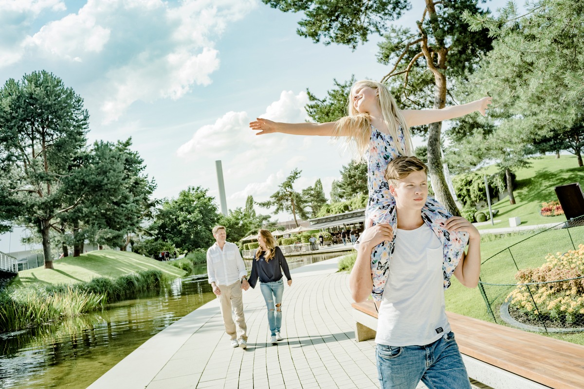 Probefahrten, Open-Air-Ausstellungen und zahlreiche Mitmachaktionen: Die Autostadt startet ihre Familienwochen