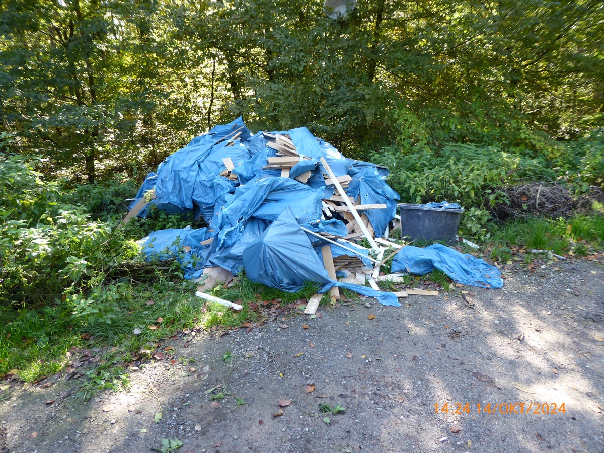 POL-FR: Waldshut-Tiengen: Illegale Müllablagerung - Polizei sucht Zeugen