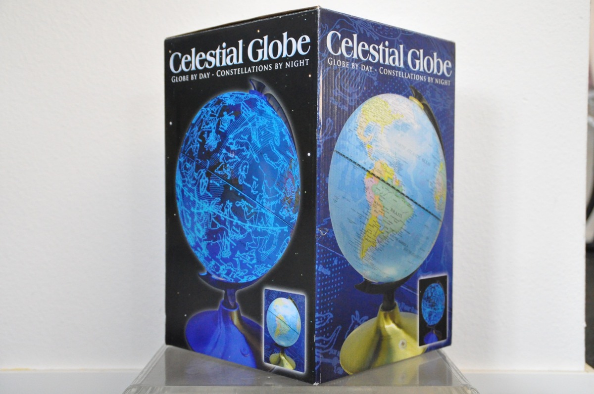 Manor rappelle le globe terrestre lumineux «Celestial» de la marque  «Fascinations» (Image)