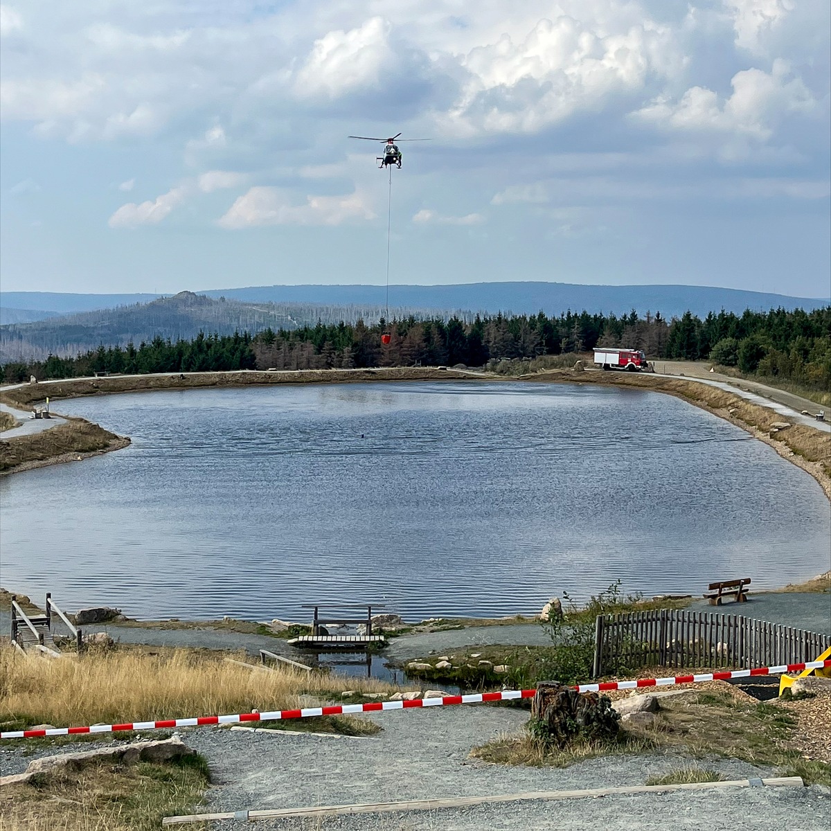 ZPD: Schwieriger Einsatz am Brocken im Harz: &quot;Phoenix 97&quot; unterstützt seit Sonntag die Waldbrandbekämpfung aus der Luft