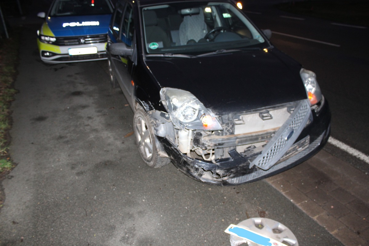 POL-NI: Verkehrsunfall zwischen zwei Pkw auf der Loccumer Straße in Leese, zwei Personen leicht verletzt