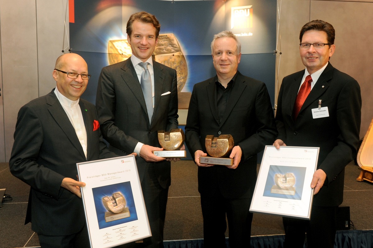 BDU-ManagerAward und BDU-CompanyAward 2010 / Auszeichnungen für besondere unternehmerische Leistungen gehen an QIAGEN-Chef und die Walter Knoll AG &amp; Co. KG (mit Bild)