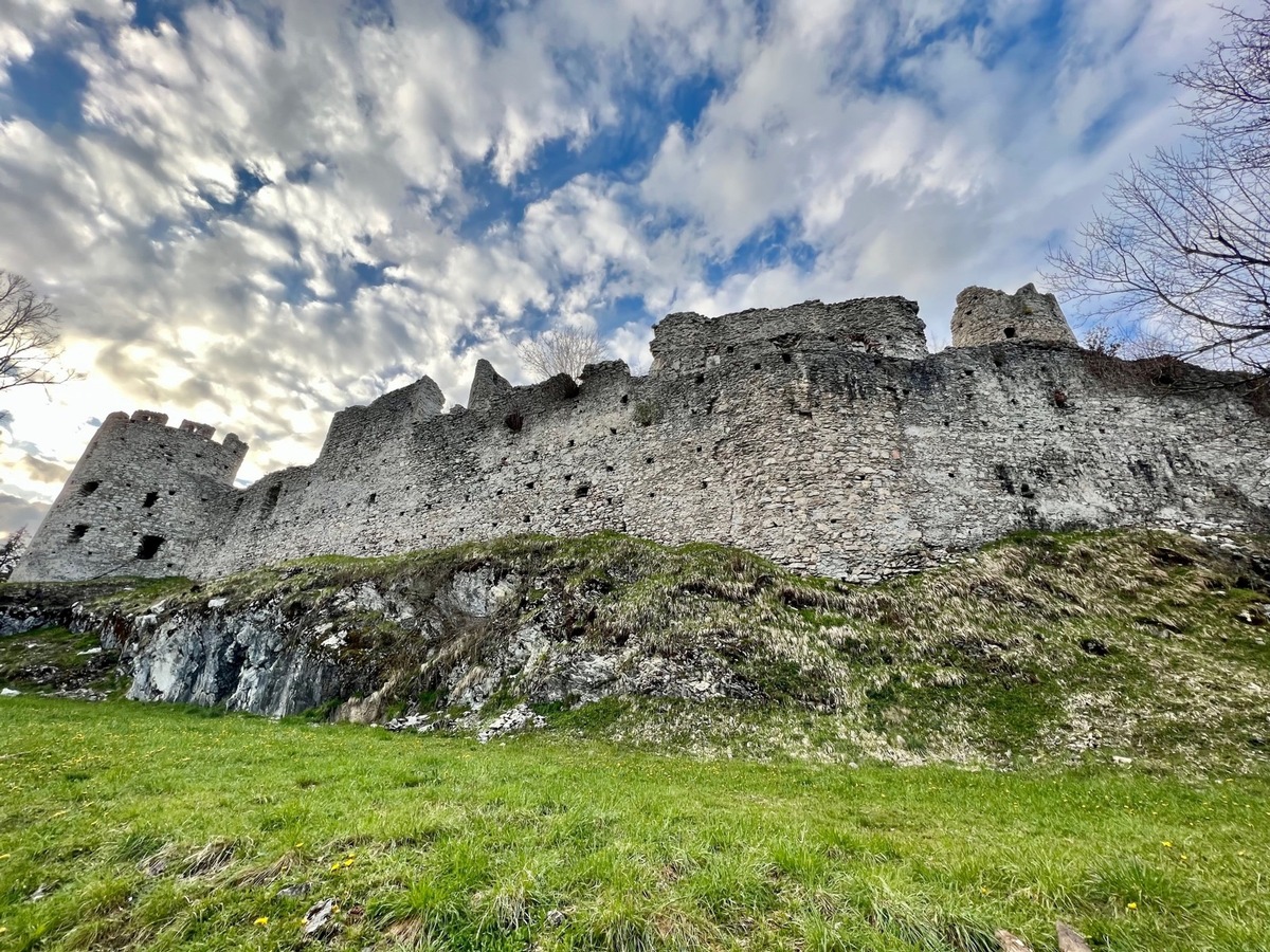 1525 - aus Sicht des Burgenforschers Dr. Zeune, Einladung Medienreise ins Allgäu