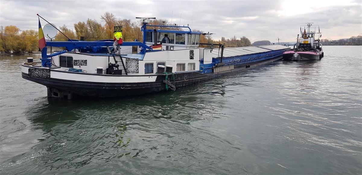 PP-ELT: Gütermotorschiff fährt sich in Bingen fest