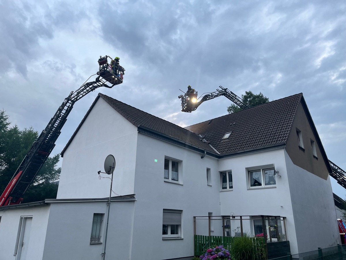 FW-OB: Dachstuhlbrand