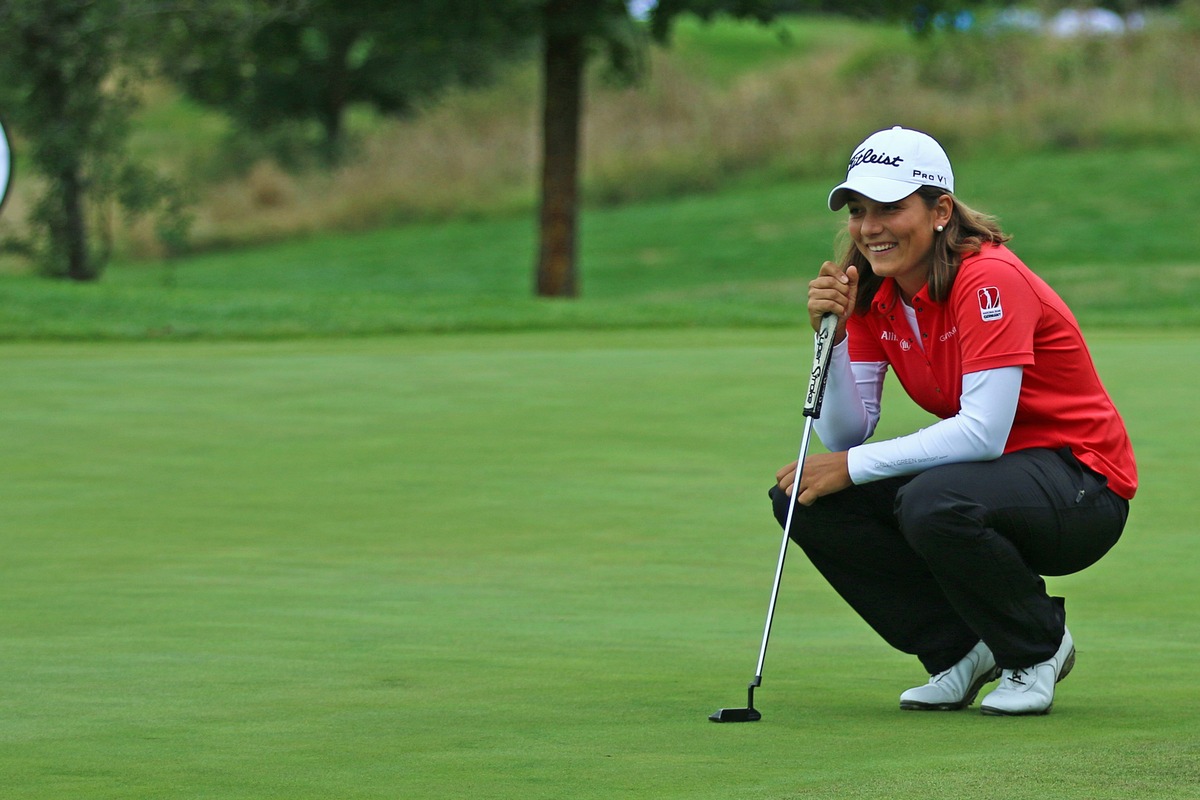 Karolin Lampert für Ladies European Tour qualifiziert / Sieben Damen und sieben Herren starten 2017 in Europas erster Liga