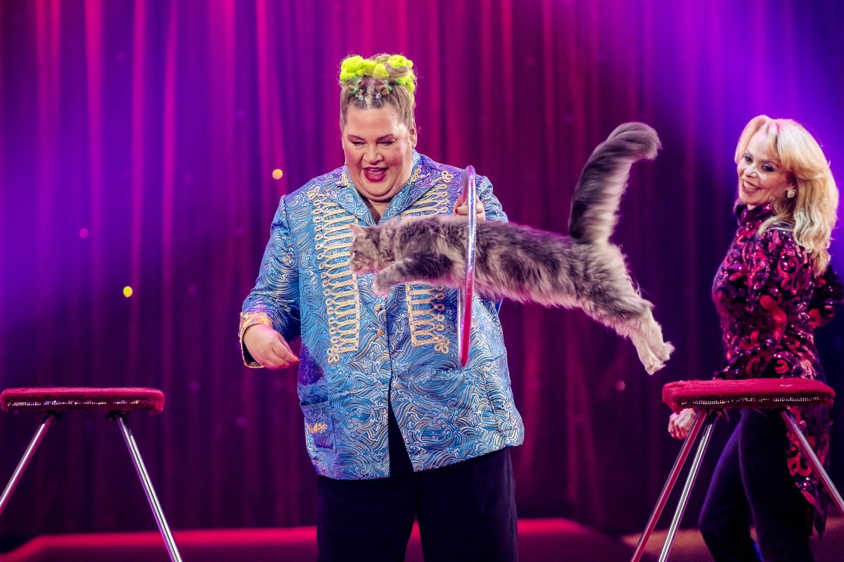 &quot;Vergiss&#039; den Prinz! Ich nehme die Katze.&quot; Findet Comedy-Queen Ilka Bessin am Freitag in SAT.1 gleich mehrere Partner fürs Leben?