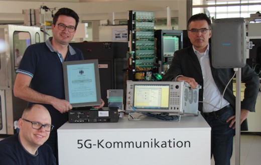 SmartFactoryOWL in Lemgo mit 5G-Mobilfunk ausgestattet