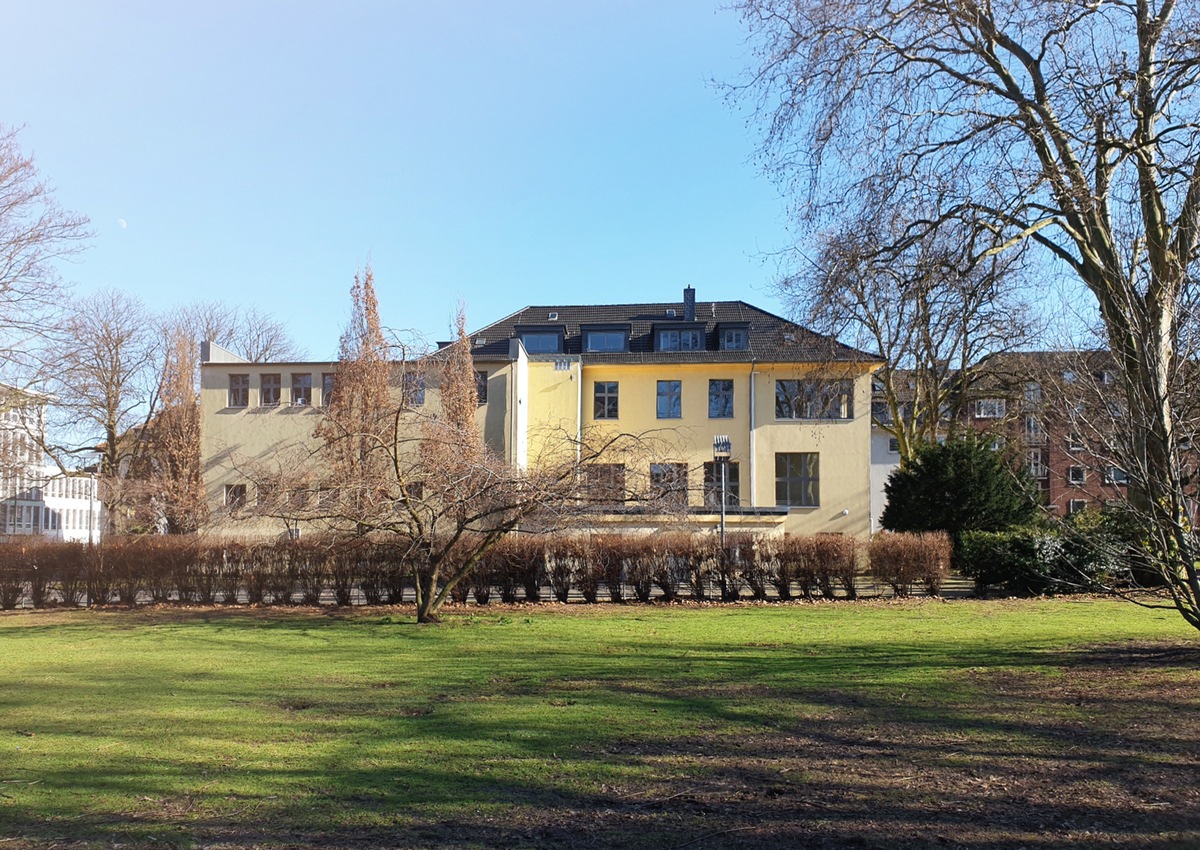 Oberberg Tagesklinik Essen eröffnet im Alfred-Herrhausen-Haus