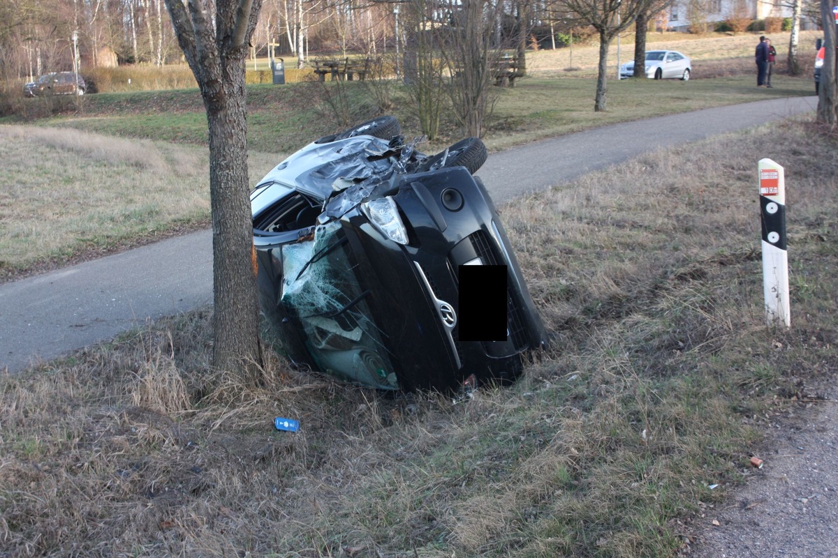 POL-PDLD: Verkehrsunfall mit verletzten: