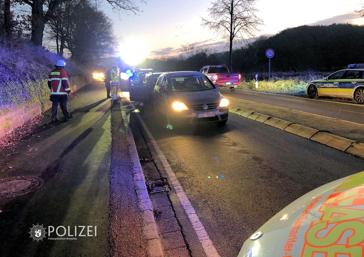 POL-PPWP: Unfall sorgt für Behinderungen