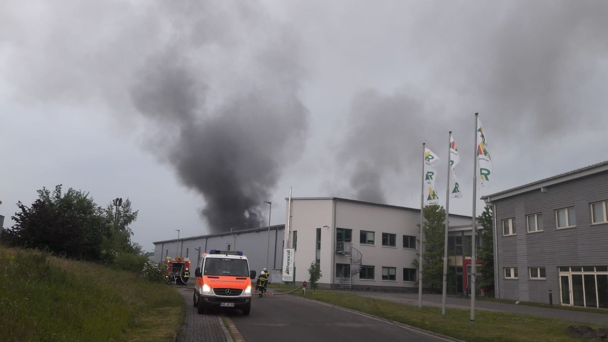 POL-PDKL: Brand in Firmengebäude Rhenocoll, 
Konken, -Industriegebiet Erlenhöhe-