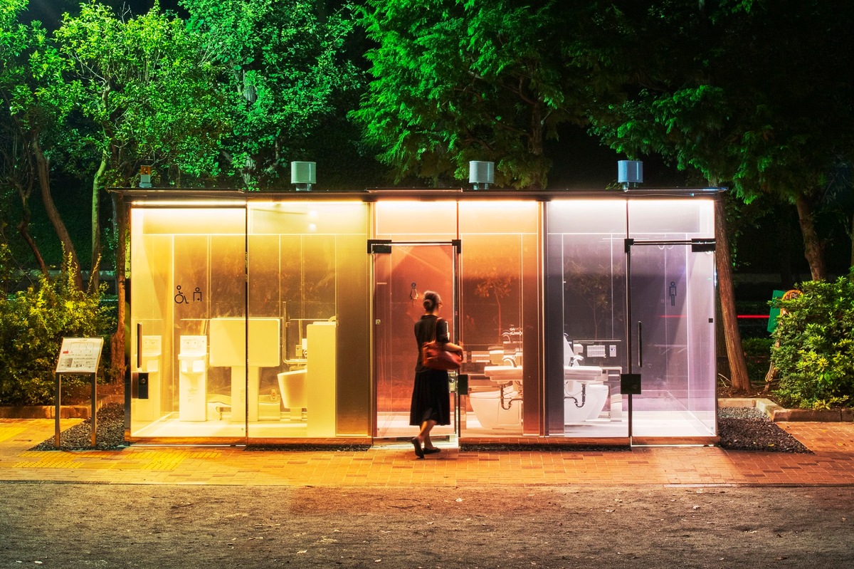 The Tokyo Toilet / Weltbekannte Architekten gestalten öffentliche Toiletten / Das Projekt ist eine Kooperation zwischen der Nippon Foundation und der Stadt Tokio / Eine Schlüsselrolle übernimmt TOTO