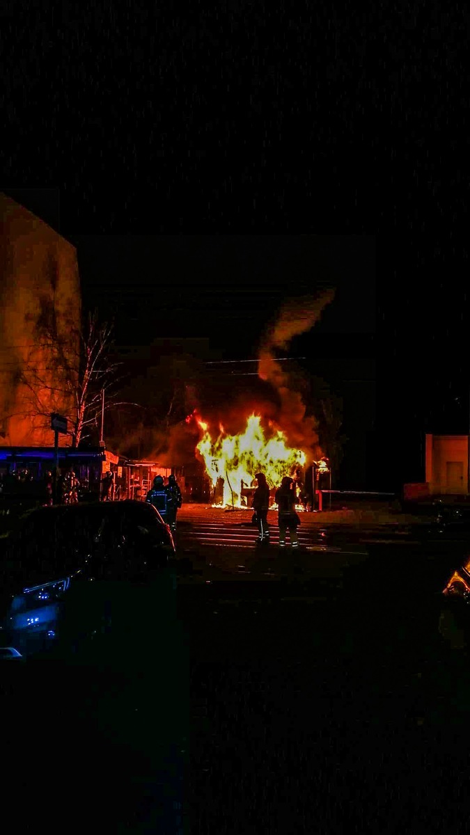 FW Dresden: Informationen zum Einsatzgeschehen der Feuerwehr Dresden vom 8. Februar 2023