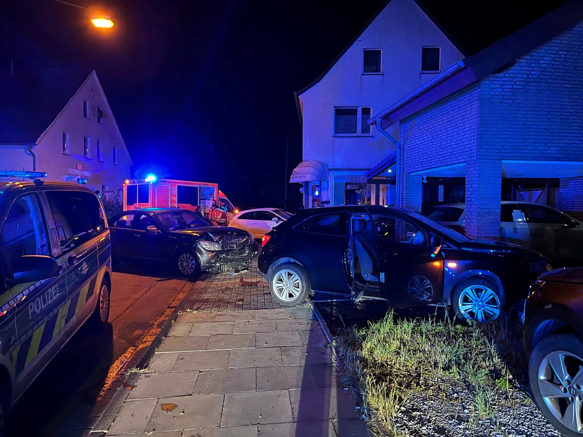 POL-BI: Unfallflüchtiger rast in nächsten Unfall