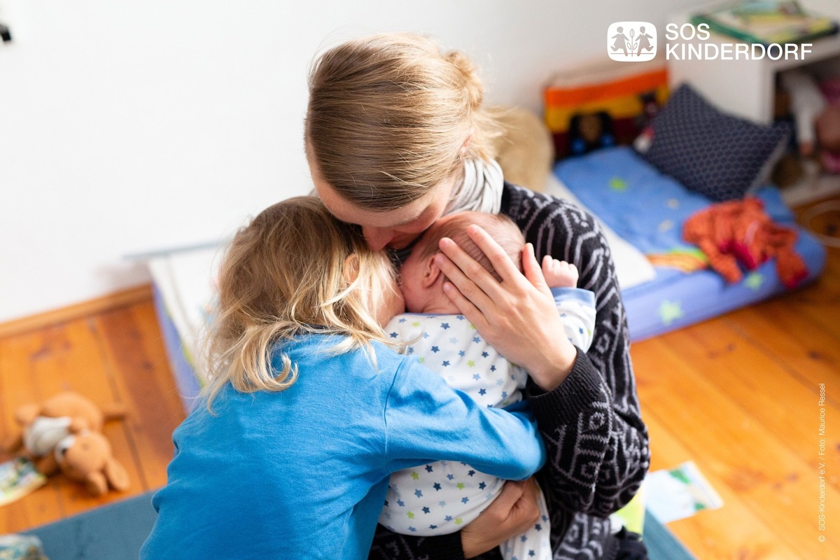 Presseinfo: Familie, Kinderarmut und Kinderrechte im Unterricht