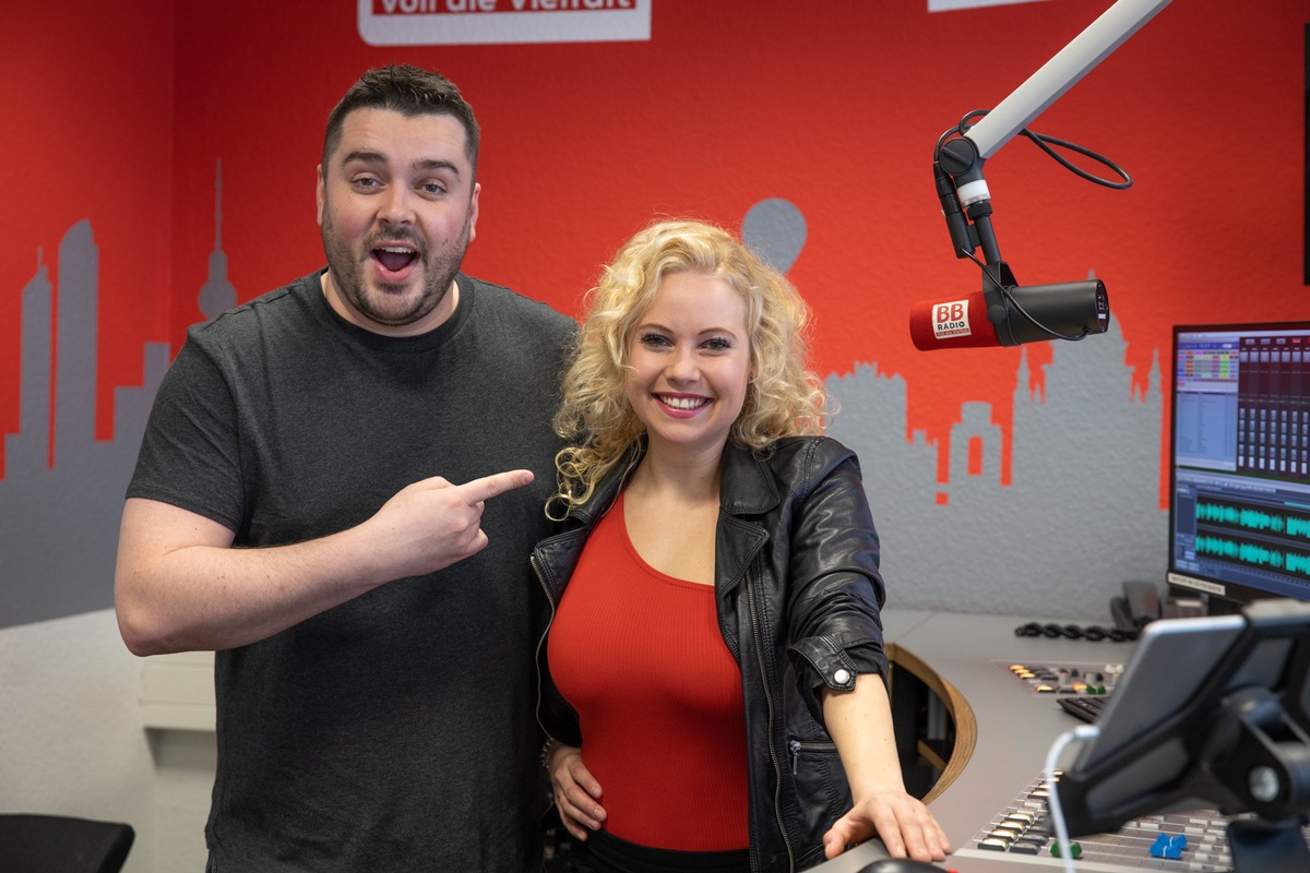 Neu bei BB RADIO: &quot;Die Steffi Landerer-Show - euer blonder Start ins Wochenende&quot;