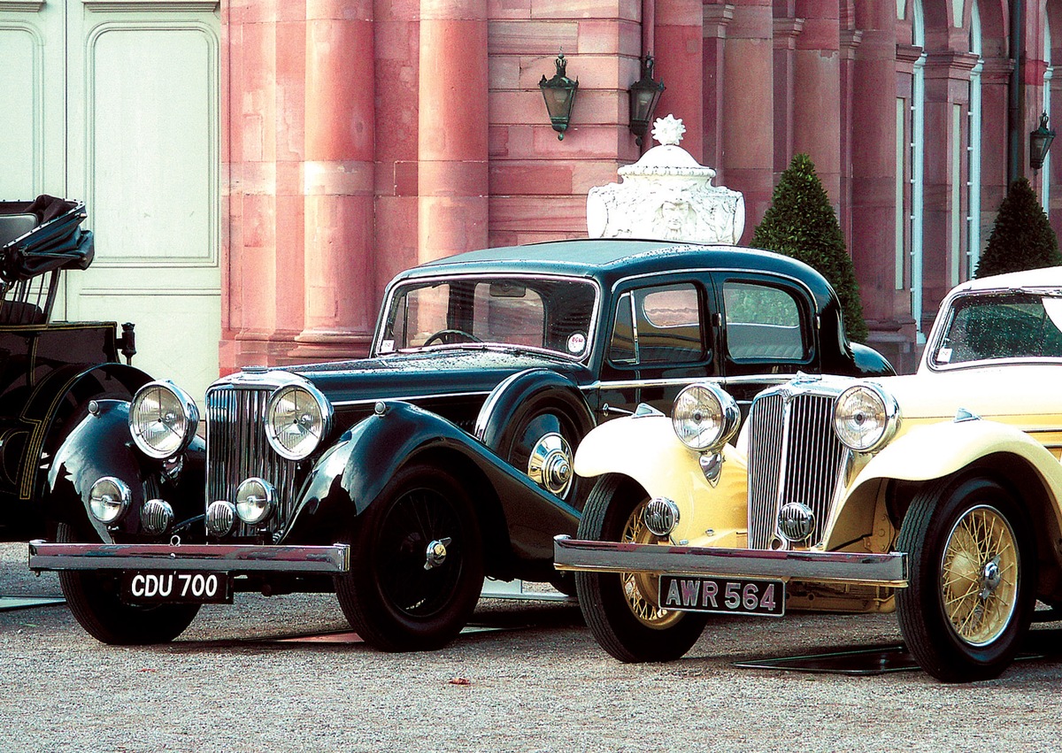 Jaguar Daimler Heritage Trust auf der Techno Classica 2005 / Seltene Einzelstücke, Jaguaria und Informationen