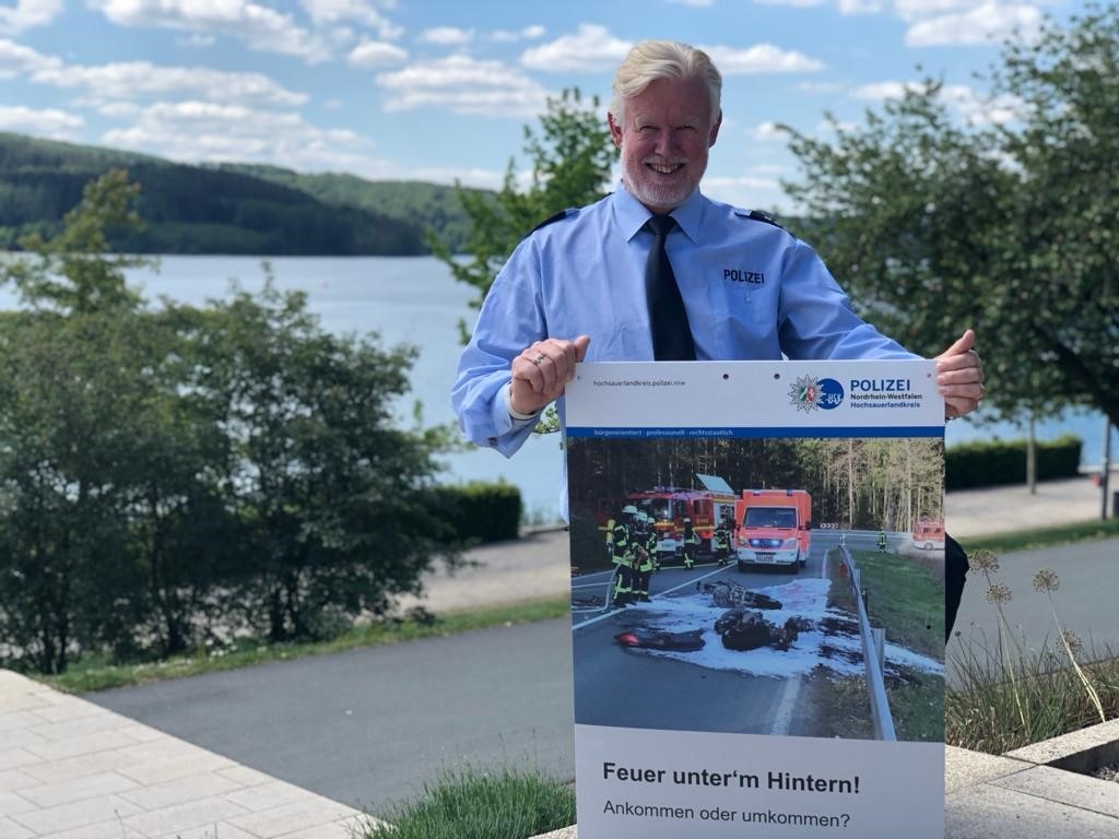 POL-HSK: Plakataktion als wichtiger Baustein