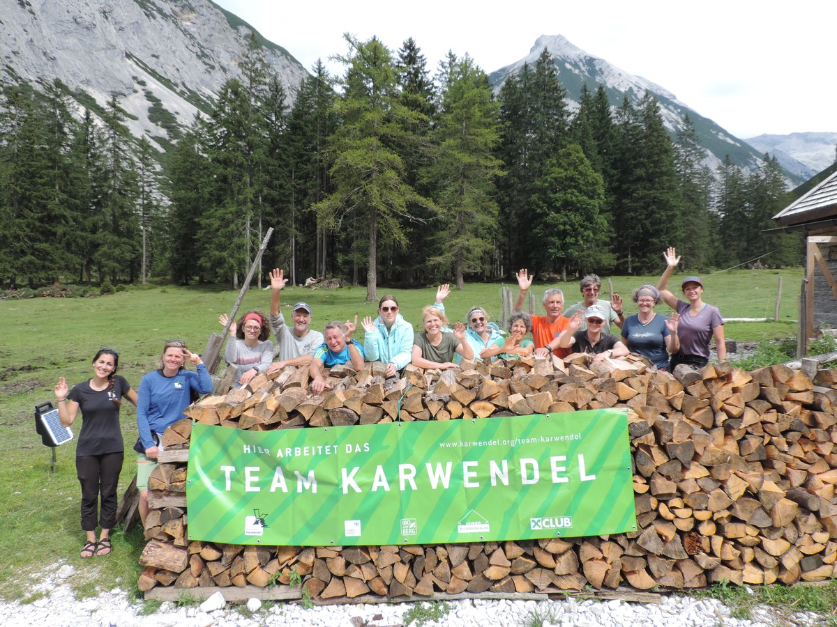 Lavera Waldprojekt in Tirol / Hochalmpflege auf der Kastenalm erfolgreich umgesetzt