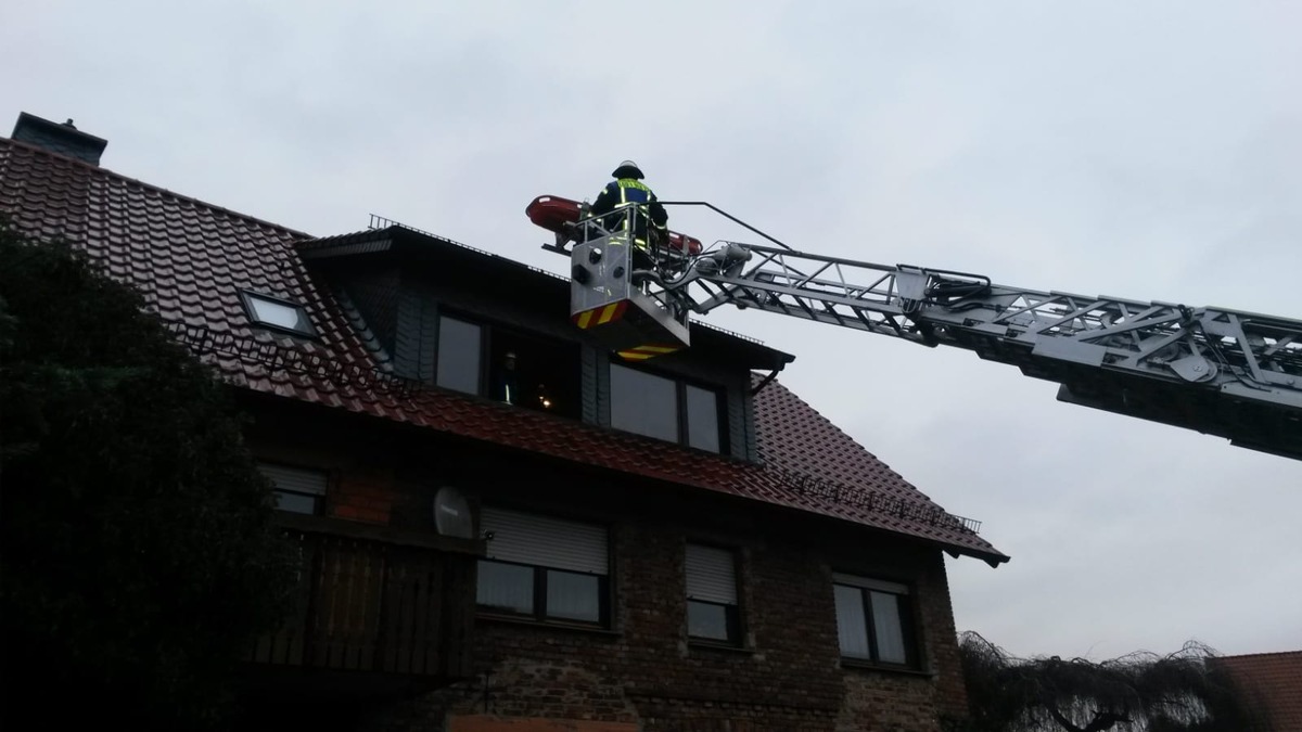 FW Lügde: Unterstützung Rettungsdienst